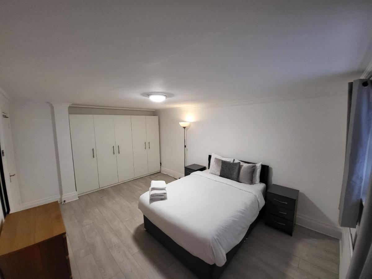 לונדון Cosy Apartment By Clapham South Underground! מראה חיצוני תמונה